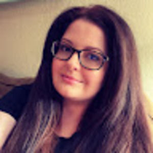 Meet your Posher, Rena